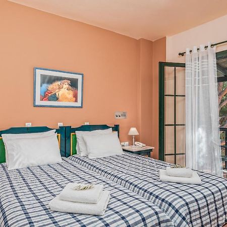 Hotel Ledra Marathókampos Eksteriør billede
